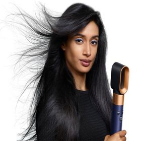 Dyson Airwrap I.d.™ Prusya Mavisi ve Topaz Saç Şekillendirme Kurutma Seti