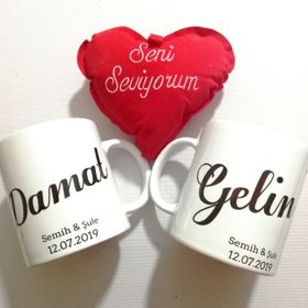 E-Hediyeci 8682005649631 Kişiye Özel Gelin Damat Temalı Yastıklı İkili Kupa Seti