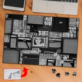 E5041 Televizyonlu Gazeteli Duvar 240 Parça Puzzle Yapboz Tablo