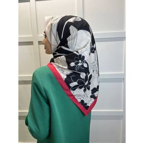 Eflatun 00749 Siyah Kırmızı Scarf Dijital Baskı Tomurcuk Desen Rayon Eşarp