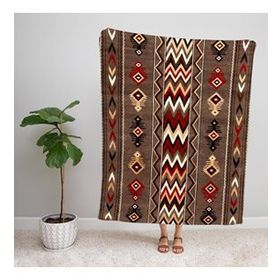 Ejoya 92054 Modern Desenli Polar TV Battaniyesi