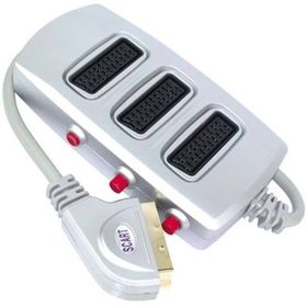 Elektromer 3'lü Silver Butonlu Scart Dağıtıcı