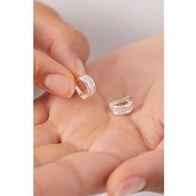 Elika Silver 925 Ayar Sıra Taşlı Halka Küpe