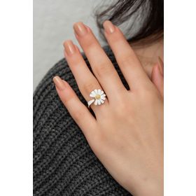 Elika Silver Kadın Nano Mineli Papatya Altın Kaplama Özel Tasarım 925 Ayar Gümüş Kolye