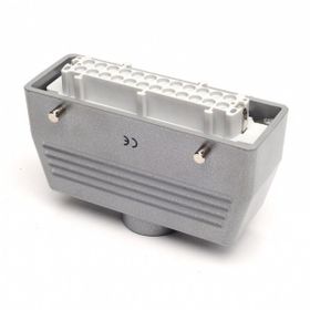 Emas EBM24PU30 24 Kontaklı 16 A PG21 Metal Seri Uzatma Prizi