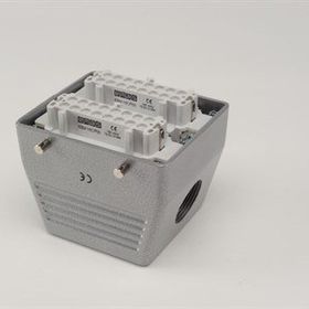 Emas EBM32PU10 Metal 32 Kontak 16A Yandan Girişli Uzatma Tipi Priz