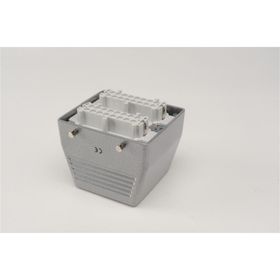 Emas EBM32PU30 Metal 32 Kontak 16A Üstten Girişli Uzatma Tipi Priz