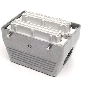 Emas EBM48PU30 Metal 48 Kontak 16A Üstten Girişli Uzatma Tipi Priz