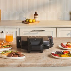 Emsan Future Essential Matte Black Tost Makinesi