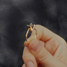 Engin Gold Oniks Taşlı Tektaş Altın Yüzük
