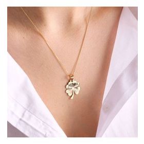Engin Kuyumculuk 14 Ayar 1.8 cm Altın Yonca Kolye