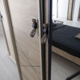 Erezoğulları Vega 3 Kapaklı Modern Aynalı Abanoz Gardrop
