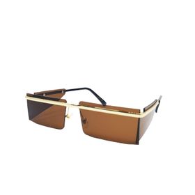 Esrada 3-47 63-17-146 Füme Unisex Güneş Gözlüğü