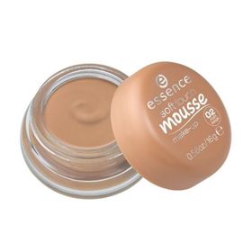 Essence Soft Touch Mousse Matt Beige 02 Köpük Fondöten
