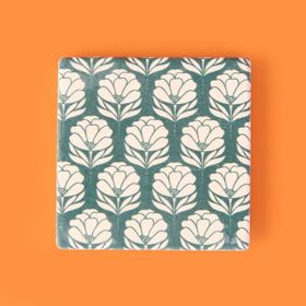 Evidea Kitchen Beyaz Çiçekli Taş Renkli 10x10 cm Bardak Altlığı