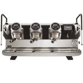 Faema E71 3 Gruplu E A/3 5 Button Siyah Tam Otomatik Espresso Kahve Makinesi