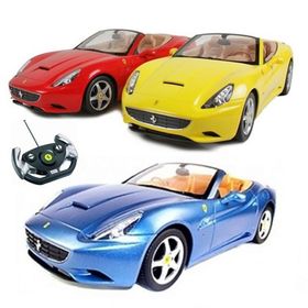Ferrari S00047200 California Uzaktan Kumandalı Işıklı Araba