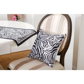 Finezza 1442 45x45 cm Siyah Beyaz Zebra Baskılı Kumaş Kırlent Kılıfı
