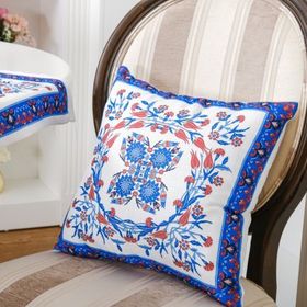 Finezza 1444 45x45 cm Krem Mavi Kumaşlı Çini Baskılı Kırlent Kılıfı
