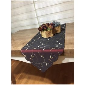Finezza 40x140 cm Menekşe Çiçek Baskılı Duck Kumaş Runner