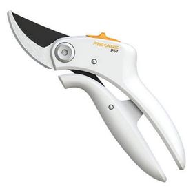 Fiskars 1026916 P57 By Pass Beyaz Budama Makası