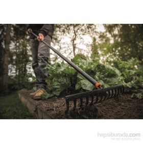 Fiskars 135715 Solid Bahçe Tırmığı