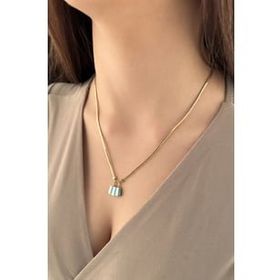 Fiyonk Kuyumculuk 14 Ayar Altın Turkuaz Mini Çanta Detaylı Balıksırtı Kolye