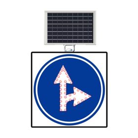 FM Trafik 600x600 mm İleri Ve Sağa Mecburi Yön