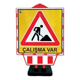 FM Trafik 90x60x48 cm Katlanır Uyarı Levhalı Bariyer Çalışma Var
