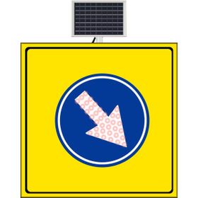 FM Trafik Sarı Zemin 1000x1000 mm Güneş Enerjili Sağa Mecburi Yön