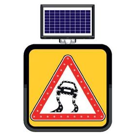FM Trafik Solar Ledli 60X60 cm Kaygan Yol Yol Bakım Levhası