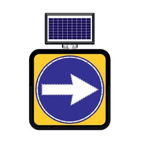 FM Trafik Solar Ledli 60X60 cm Sağdan Gidiniz Yol Bakım Levhası