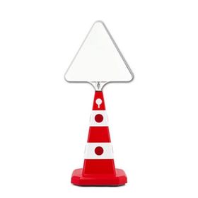 FM Trafik Ultra Kedi Gözlü 60 cm Üçgen Tabela Trafik Konisi