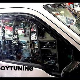 Ford Connect Mügen Cam Rüzgarlığı