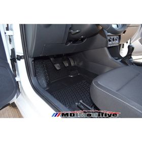 Ford Courier 2016 3D Havuzlu Paspas