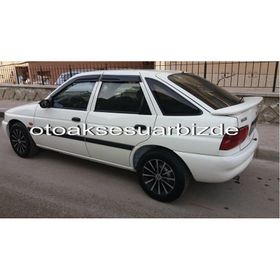 Ford Escort Mügen Cam Rüzgarlığı