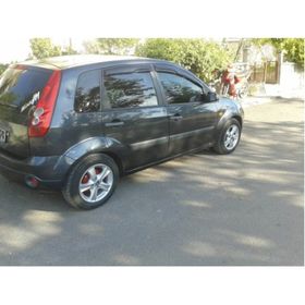 Ford Fiesta 2002-2008 Cam Rüzgarlığı