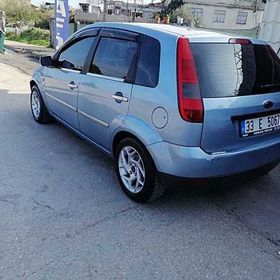 Ford Fiesta 2002-2008 Paslanmaz Çelik 4 Parça Krom Cam Çıtası