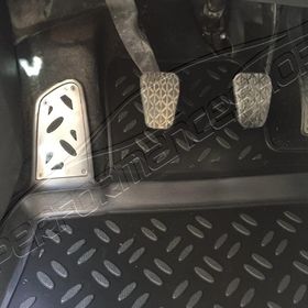 Ford Fiesta 2012 Model 3D Havuzlu Paspas