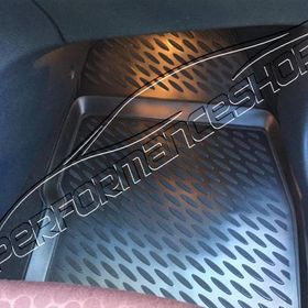 Ford Fiesta 2012 Model 3D Havuzlu Paspas