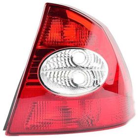 Ford Focus 2 2,5 Sedan Sağ 2005-2011 Arka Stop Lambası