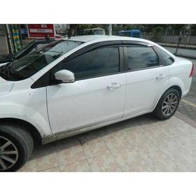 Ford Focus 2005-2010 2 Mugen Cam Rüzgarlığı