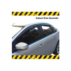 Ford Focus 2011 2 Mugen Cam Rüzgarlığı