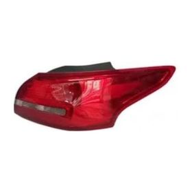 Ford Focus Sedan Dış Sağ 2014-2017 Arka Stop Lambası