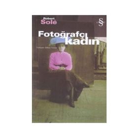 FOTOĞRAFÇI KADIN - ROBERT SOLÉ