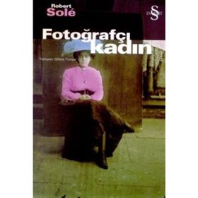FOTOĞRAFÇI KADIN - ROBERT SOLÉ