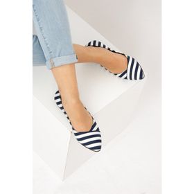 Fox Shoes F726803204 Lacivert Beyaz Kadın Babet