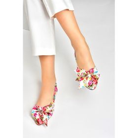 Fox Shoes H726809004 Beyaz/kırmızı Saten Kumaş Çiçek Baskı Kadın Babet