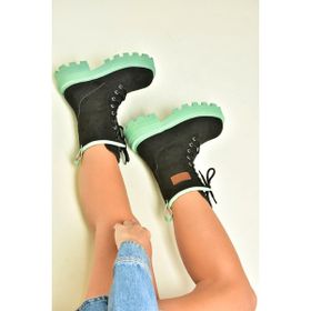 Fox Shoes L973916002 Siyah Yeşil Süet Bağcıklı Kadın Postal Bot