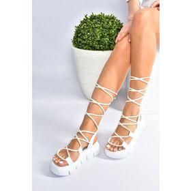 Fox Shoes M267083009 Beyaz Kalın Tabanlı Bilekten Bağlamalı Kadın Sandalet